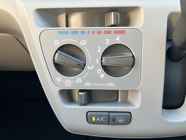 ミライースX SAIII CDステレオ LEDヘッドライト キーレス保証1年間・距離無制限付き FM/AMラジオ AUX接続 デジタルスピードメーター 前後コーナーセンサー(東京都)の中古車