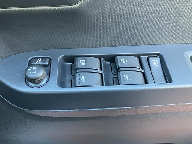 ミライースX SAIII CDステレオ LEDヘッドライト キーレス保証1年間・距離無制限付き FM/AMラジオ AUX接続 デジタルスピードメーター 前後コーナーセンサー(東京都)の中古車