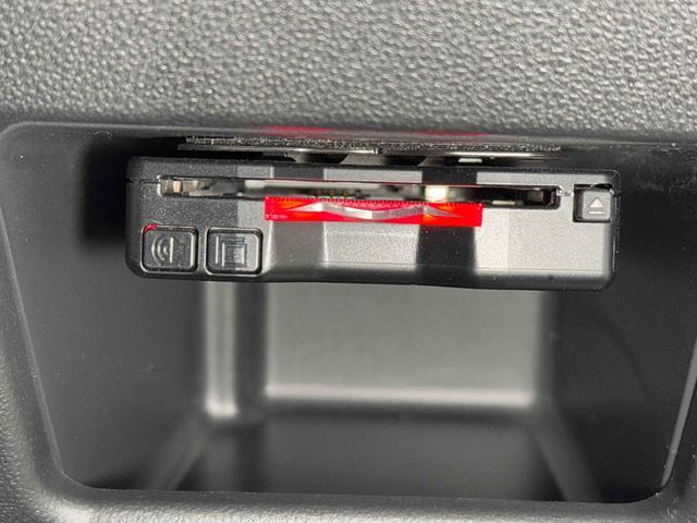 ムーヴキャンバスＧメイクアップリミテッド　ＳＡIII　８インチナビ　ＥＴＣ保証１年間・距離無制限付き　両側電動スライドドア　オートハイビーム　ＨＤＭＩ接続　ＵＳＢ入力端子　全周囲カメラ　ナビ連動前後方ドラレコ　アイドリングストップ　ステアリングスイッチ　電動格納ミラー（東京都）の中古車