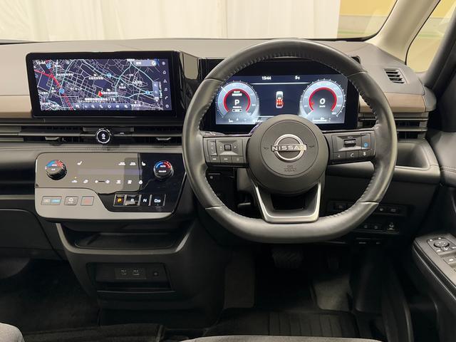 セレナｅ−パワー　ハイウェイスターＶ　ナビ　全周囲カメラ　ＡＣＣ保証１年間・距離無制限付き　後席モニター　前後コーナーセンサー　シートヒーター　両側電動スライドドア　ＡＣ１００Ｖ電源　オートハイビーム　デジタルルームミラー　ステアリングヒーター　前後方ドラレコ（東京都）の中古車