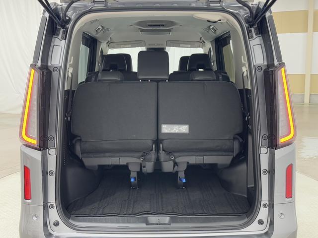 セレナｅ−パワー　ハイウェイスターＶ　ナビ　全周囲カメラ　ＡＣＣ保証１年間・距離無制限付き　後席モニター　前後コーナーセンサー　シートヒーター　両側電動スライドドア　ＡＣ１００Ｖ電源　オートハイビーム　デジタルルームミラー　ステアリングヒーター　前後方ドラレコ（東京都）の中古車