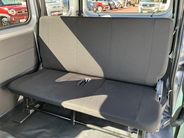 ハイゼットカーゴデラックス　オーディオレス仕様　キーレス　両側スライドドア保証　新車保証・まごころ保証　１年間・走行距離無制限付き　最大積載量３５０Ｋｇ　車線逸脱制御機能　スペアタイヤ（東京都）の中古車