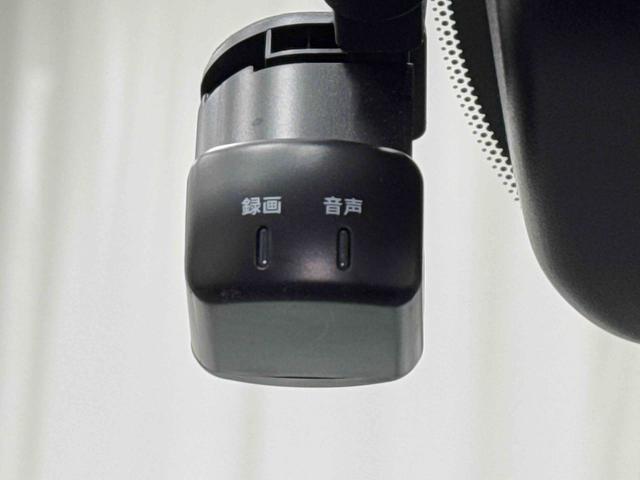 ノートX ナビ ETC2.0 全周囲カメラ ACC 前後ドラレコ保証1年間・距離無制限付き オートハイビーム 前後コーナーセンサー ブラインドスポットモニター デジタルインナーミラー オートエアコン 電動パーキングブレーキ ステアリングスイッチ スマートキー(東京都)の中古車