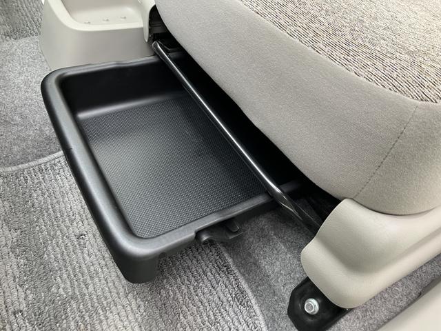 ブーン１．０ＣＬ　純正７インチナビ　Ｂｌｕｅｔｏｏｔｈオーディオ保証・まごころ保証　１年間・走行距離無制限付き　フルセグ　ＤＶＤ再生　ＣＤ再生　ＦＭ／ＡＭラジオ　マニュアルエアコン　電動格納ミラー　パワーウィンドウ　キーレス　スペアタイヤ（東京都）の中古車