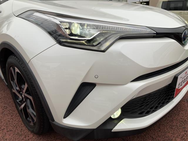 Ｃ−ＨＲＧ　純正７インチナビ　バックカメラ　ＥＴＣ　ＡＣＣ　ＢＳＭ保証１年間・距離無制限付き　電動パーキングブレーキ　オートブレーキホールド機能　前後コーナーセンサー　シートヒーター　オートライト　トヨタセーフティ　ステアリングスイッチ　スマートキー（東京都）の中古車