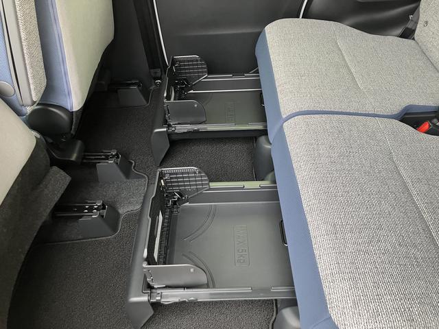 ムーヴキャンバスストライプスＧ　パノラマモニター仕様　シートヒーター保証１年間・距離無制限付き　ＣＤステレオ　電動パーキングブレーキ　オートブレーキホールド機能　ホッとカップホルダー　置き楽ボックス　ＡＤＢ　パワーウィンドウ　ＦＭ／ＡＭラジオ　キーフリー（東京都）の中古車