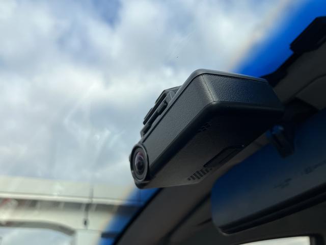 ムーヴカスタム　Ｇ　純正７インチナビ　バックカメラ　ＥＴＣ保証１年間・距離無制限付き　ＨＩＤヘッドライト　Ｂｌｕｅｔｏｏｔｈオーディオ　ワンセグ　ＣＤ再生　ＤＶＤ再生　ドラレコ　アイドリングストップ　オートエアコン　電動格納ミラー　運転席シートリフト（東京都）の中古車