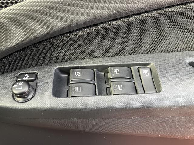 ムーヴカスタム　Ｇ　純正７インチナビ　バックカメラ　ＥＴＣ保証１年間・距離無制限付き　ＨＩＤヘッドライト　Ｂｌｕｅｔｏｏｔｈオーディオ　ワンセグ　ＣＤ再生　ＤＶＤ再生　ドラレコ　アイドリングストップ　オートエアコン　電動格納ミラー　運転席シートリフト（東京都）の中古車