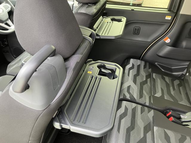 タントファンクロスターボ　９インチディスプレイオーディオ保証１年間・距離無制限付き（東京都）の中古車