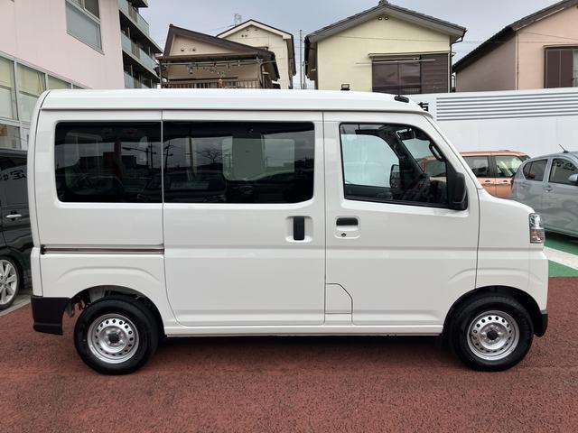 ハイゼットカーゴＤＸ　ＦＭ／ＡＭラジオ　キーレス　両側スライドドア保証　新車保証・まごころ保証　１年間・走行距離無制限付き　最大積載量３５０Ｋｇ　車線逸脱制御（東京都）の中古車