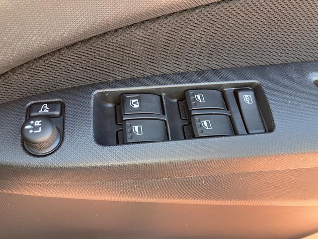 ムーヴカスタム　Ｘリミテッド　ＳＡ　７インチナビ　バックカメラ保証　まごころ保証　１年間・走行距離無制限付き　電動格納ミラー　パワーウィンドウ　純正１４インチアルミホイール　キーフリーシステム（東京都）の中古車