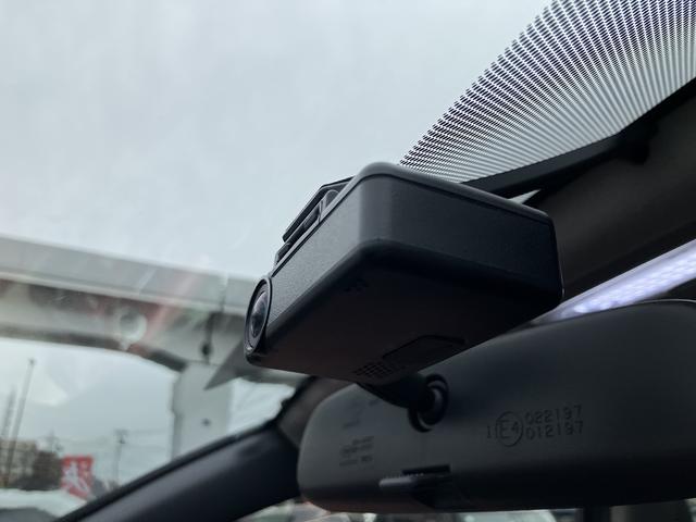 ヴォクシーZS 煌 ナビ バックカメラ ドラレコ LEDヘッドライト保証1年間・距離無制限付き フルセグ Bluetoothオーディオ DVD再生 CD再生 アイドリングストップ 両側電動スライドドア オートエアコン オートライト 電動格納ミラー 運転席シートリフト(東京都)の中古車