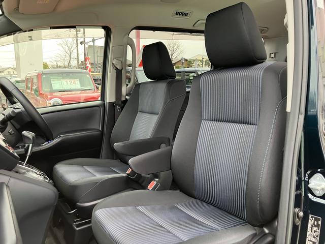 ヴォクシーZS 煌 ナビ バックカメラ ドラレコ LEDヘッドライト保証1年間・距離無制限付き フルセグ Bluetoothオーディオ DVD再生 CD再生 アイドリングストップ 両側電動スライドドア オートエアコン オートライト 電動格納ミラー 運転席シートリフト(東京都)の中古車