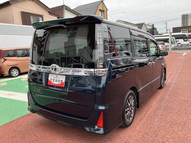 ヴォクシーZS 煌 ナビ バックカメラ ドラレコ LEDヘッドライト保証1年間・距離無制限付き フルセグ Bluetoothオーディオ DVD再生 CD再生 アイドリングストップ 両側電動スライドドア オートエアコン オートライト 電動格納ミラー 運転席シートリフト(東京都)の中古車