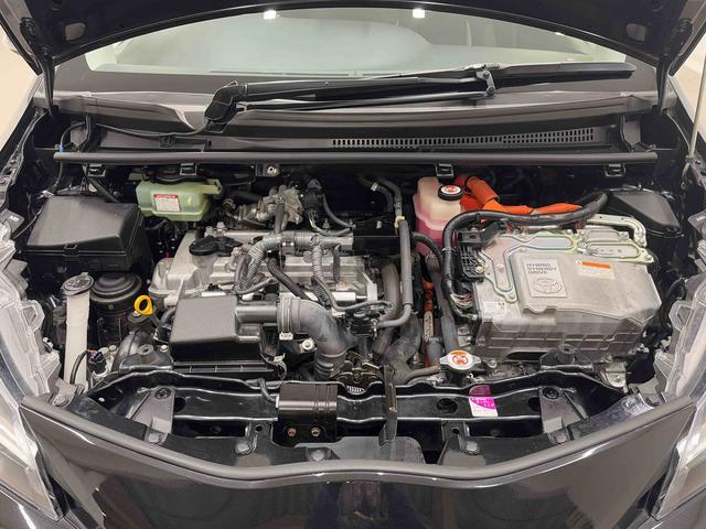 ヴィッツハイブリッドGRスポーツ 純正ナビ ETC スマートキー保証 まごころ保証 1年間・走行距離無制限付き オートハイビーム 運転席シートリフト 運転席シートヒーター 電動格納ミラー パワーウィンドウ 5人乗り(東京都)の中古車