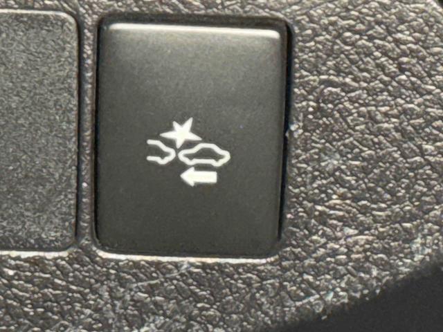 ヴィッツハイブリッドGRスポーツ 純正ナビ ETC スマートキー保証 まごころ保証 1年間・走行距離無制限付き オートハイビーム 運転席シートリフト 運転席シートヒーター 電動格納ミラー パワーウィンドウ 5人乗り(東京都)の中古車