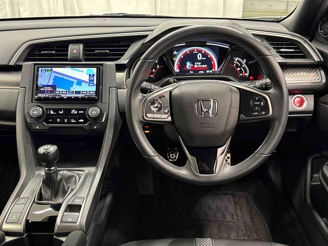 シビックハッチバック　ホンダセンシング　７インチナビ　バックカメラ保証１年間・距離無制限付き　シートヒーター　ＵＳＢ入力端子　電動パーキングブレーキ　オートブレーキホールド機能　電動格納ミラー　パワーウィンドウ　運転席シートリフト　スマートキー（東京都）の中古車