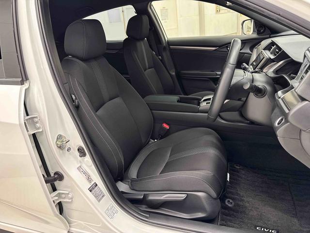 シビックハッチバック　ホンダセンシング　７インチナビ　バックカメラ保証１年間・距離無制限付き　シートヒーター　ＵＳＢ入力端子　電動パーキングブレーキ　オートブレーキホールド機能　電動格納ミラー　パワーウィンドウ　運転席シートリフト　スマートキー（東京都）の中古車