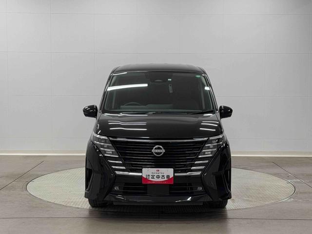 セレナハイウェイスターＶ　ナビ　ＥＴＣ２．０　全周囲カメラ保証１年間・距離無制限付き　アイドリングストップ　両側電動スライドドア　電動パーキングブレーキ　オートブレーキホールド機能　ＡＣＣ　オートハイビーム　パドルシフト　スマートキー　デジタルルームミラー（東京都）の中古車