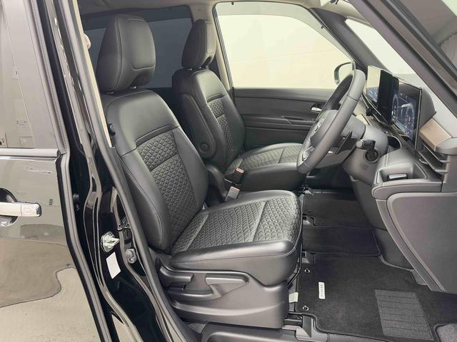 セレナハイウェイスターＶ　ナビ　ＥＴＣ２．０　全周囲カメラ保証１年間・距離無制限付き　アイドリングストップ　両側電動スライドドア　電動パーキングブレーキ　オートブレーキホールド機能　ＡＣＣ　オートハイビーム　パドルシフト　スマートキー　デジタルルームミラー（東京都）の中古車