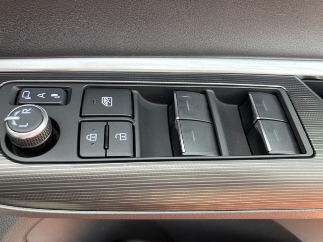 ハリアーZ レザーパッケージ ナビ バックカメラ ETC2.0保証1年間・距離無制限付き ステアリングヒーター シートエアコン 電動シート ACC BSM オートハイビーム 前後コーナーセンサー デジタルインナーミラー型後方録画ドラレコ 電動リヤゲート(東京都)の中古車