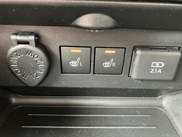 ロッキープレミアム　ナビ　バックカメラ　ＥＴＣ２．０　前後ドラレコ保証１年間・距離無制限付き　シートヒーター　Ｂｌｕｅｔｏｏｔｈオーディオ　アダプティブクルーズコントロール　ＬＥＤヘッドライト　オートライト　ＡＤＢ　ＢＳＭ　前後コーナーセンサー　ＤＶＤ再生　ＣＤ再生（東京都）の中古車