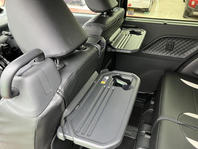 タントカスタムＲＳスタイルセレクション　９インチナビ　バックカメラ保証１年間・距離無制限付き　両側電動スライドドア　前後ドラレコ　前後コーナーセンサー　ＡＣＣ　ＡＤＢ　ＥＴＣ　シートヒーター　アイドリングストップ　電動格納ミラー　運転席シートリフト（東京都）の中古車