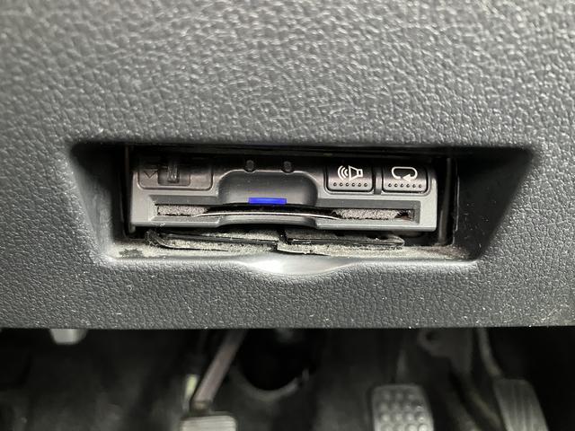 ハイゼットカーゴクルーズ　純正７インチナビ　ＥＴＣ　ナビ連動ドラレコ保証１年間・距離無制限付き　ＬＥＤヘッドライト　オートライト　オートハイビーム　前後コーナーセンサー　Ｂｌｕｅｔｏｏｔｈオーディオ　フルセグ　ＤＶＤ再生　ＣＤ再生　マニュアルエアコン　キーフリー（東京都）の中古車