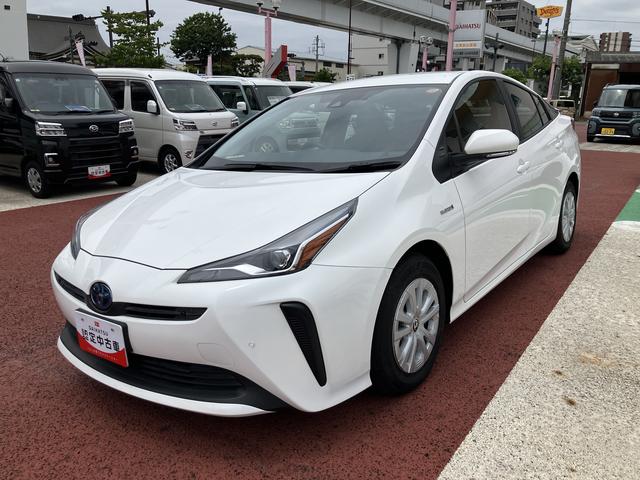 プリウスＥ　純正ナビ　前後コーナーセンサー保証１年間・距離無制限付き　ステアリングスイッチ　ＦＭ／ＡＭラジオ　アダプティブクルーズコントロール　電動格納ミラー　パワーウィンドウ（東京都）の中古車