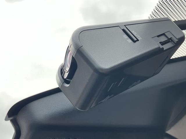 カローラフィールダー１．５Ｇ　ＣＤステレオ　ドライブレコーダー　スマートキー保証　まごころ保証　１年間・走行距離無制限付き　アイドリングストップ　運転席シートリフト　ステアリングリモコン　車線逸脱警報機能（東京都）の中古車