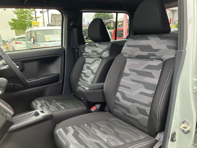 タフトＧ　クロムベンチャー　届け出済み未使用車　ＡＣＣ保証　新車保証・まごころ保証　１年間・走行距離無制限付き　電動パーキングブレーキ　オートブレーキホールド機能　運転席シートリフト　アイドリングストップ　１５インチアルミホイール　キーフリーシステム（東京都）の中古車