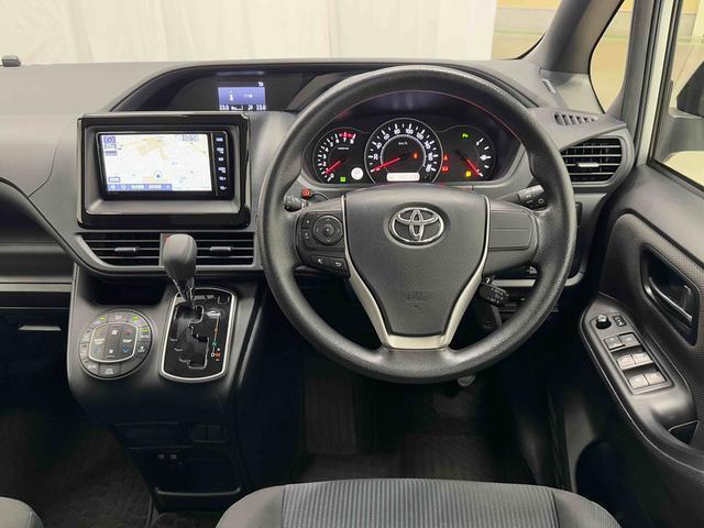 ノアＸ　４ＷＤ　ナビ　バックカメラ　ＥＴＣ２．０　前後ドラレコ保証１年間・距離無制限付き　両側スライドドア左側電動ドア　前後コーナーセンサー　オートクルーズコントロール　オートハイビーム　アイドリングストップ　電動格納ミラー　スマートキー　８人乗り（東京都）の中古車