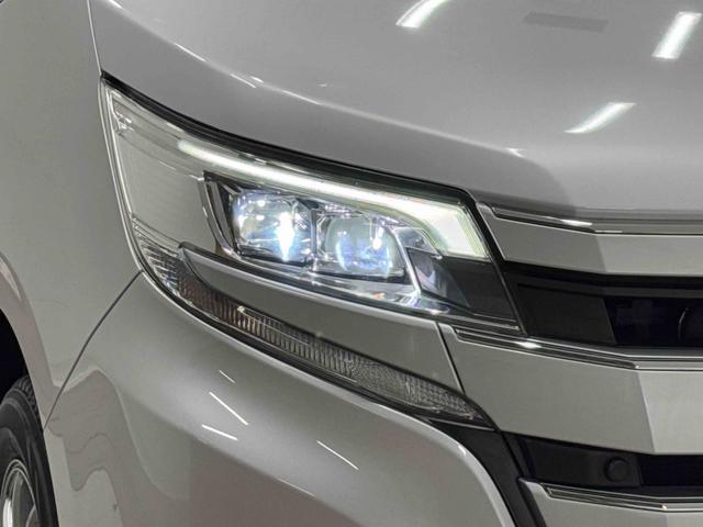 ノアＸ　４ＷＤ　ナビ　バックカメラ　ＥＴＣ２．０　前後ドラレコ保証１年間・距離無制限付き　両側スライドドア左側電動ドア　前後コーナーセンサー　オートクルーズコントロール　オートハイビーム　アイドリングストップ　電動格納ミラー　スマートキー　８人乗り（東京都）の中古車
