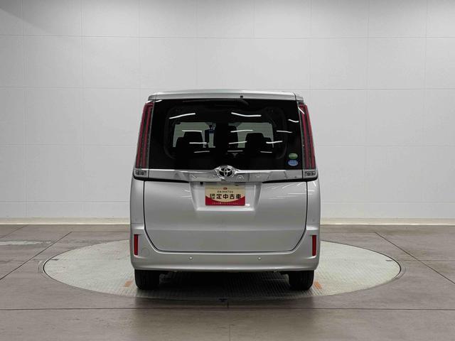 ノアＸ　４ＷＤ　ナビ　バックカメラ　ＥＴＣ２．０　前後ドラレコ保証１年間・距離無制限付き　両側スライドドア左側電動ドア　前後コーナーセンサー　オートクルーズコントロール　オートハイビーム　アイドリングストップ　電動格納ミラー　スマートキー　８人乗り（東京都）の中古車