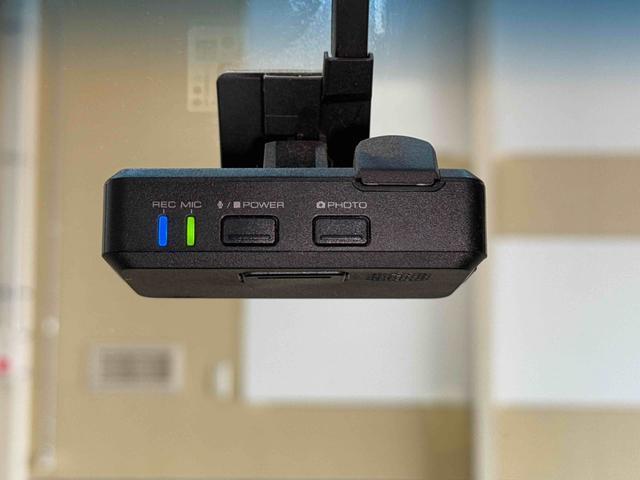 ハイゼットカーゴクルーズＳＡIII　純正ナビ　バックカメラ　ＥＴＣ　ドラレコ保証１年間・距離無制限付き　電動格納ミラー　パワーウィンドウ　ＬＥＤヘッドライト　オートハイビーム　アイドリングストップ　リヤコーナーセンサー　Ｂｌｕｅｔｏｏｔｈオーディオ　ＤＶＤ再生　フルセグ（東京都）の中古車