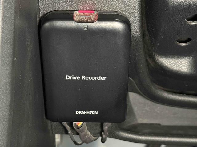 ハイゼットカーゴデラックスＳＡIII　純正ナビ　バックカメラ　ＥＴＣ保証１年間・距離無制限付き　フルセグ　Ｂｌｕｅｔｏｏｔｈオーディオ　ＤＶＤ再生　ＣＤ再生　ナビ連動前後ドラレコ　リヤソナー　ＬＥＤヘッドライト　オートライト　オートハイビーム　キーレス（東京都）の中古車