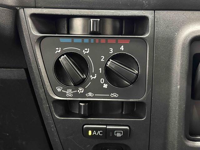 ハイゼットカーゴデラックスＳＡIII　純正ナビ　バックカメラ　ＥＴＣ保証１年間・距離無制限付き　フルセグ　Ｂｌｕｅｔｏｏｔｈオーディオ　ＤＶＤ再生　ＣＤ再生　ナビ連動前後ドラレコ　リヤソナー　ＬＥＤヘッドライト　オートライト　オートハイビーム　キーレス（東京都）の中古車