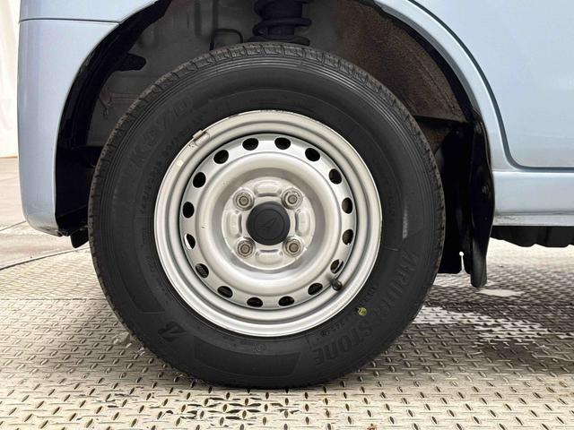 ハイゼットカーゴデラックスＳＡIII　純正ナビ　バックカメラ　ＥＴＣ保証１年間・距離無制限付き　フルセグ　Ｂｌｕｅｔｏｏｔｈオーディオ　ＤＶＤ再生　ＣＤ再生　ナビ連動前後ドラレコ　リヤソナー　ＬＥＤヘッドライト　オートライト　オートハイビーム　キーレス（東京都）の中古車