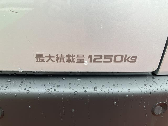 ハイエースバンロングDX 7インチナビ 全周囲カメラ ETC ドラレコ保証 新車保証・まごころ保証 1年間・走行距離無制限付き 電動格納ミラー パワーウィンドウ マニュアルエアコン 最大積載量1250Kg FM/AMラジオ(東京都)の中古車