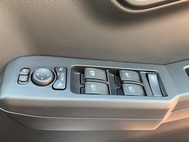 タフトＧ　届け出済み未使用車　バックカメラ対応　シートヒーター保証　新車保証・まごころ保証　１年間・走行距離無制限付き　運転席シートリフト　アダプティブドライビングビーム　前後コーナーセンサー　電動格納ミラー　パワーウィンドウ　電動パーキングブレーキ（東京都）の中古車
