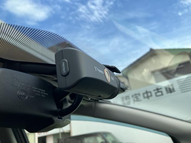 ノートメダリストVセレクション+セーフティII 純正ナビ ETC保証1年間・距離無制限付き フルセグ Bluetoothオーディオ DVD再生 ドラレコ アイドリングストップ オートライト オートエアコン 前後コーナーセンサー スマートキー 全周囲カメラ(東京都)の中古車