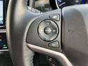 保証１年間・距離無制限付き　ＦＭ／ＡＭラジオ　電動格納ミラー　パワーウィンドウ　ステアリングリモコン　オートポール　運転席シートリフト　ＵＳＢ入力端子　純正１５インチアルミホイール　前方ドラレコ（東京都）の中古車