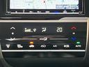 保証１年間・距離無制限付き　ＦＭ／ＡＭラジオ　電動格納ミラー　パワーウィンドウ　ステアリングリモコン　オートポール　運転席シートリフト　ＵＳＢ入力端子　純正１５インチアルミホイール　前方ドラレコ（東京都）の中古車