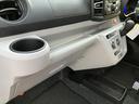 保証１年間・距離無制限付き　ＦＭ／ＡＭラジオ　ＡＵＸ接続　デジタルスピードメーター　電動格納ミラー　パワーウィンドウ　前後コーナーセンサー　横滑り防止装置（東京都）の中古車