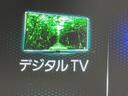 保証１年間・距離無制限付き　ＤＶＤ再生　ＣＤ再生　ＦＭ／ＡＭラジオ　ＬＥＤヘッドライト　オートライト　オートエアコン　ステアリングスイッチ　パワーウィンドウ　電動格納ミラー　スマートキー（東京都）の中古車