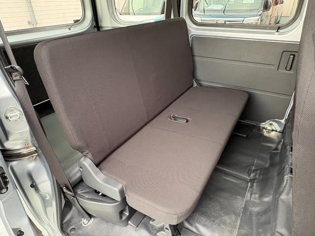 ハイゼットカーゴDX 純正ラジオ ETC コーナーセンサー ワイドバイザー純正ラジオ、コーナーセンサー、マニュアルエアコン、ワイドバイザーフロント2枚、ラバーマットフロントのみ、キーレス1本(東京都)の中古車