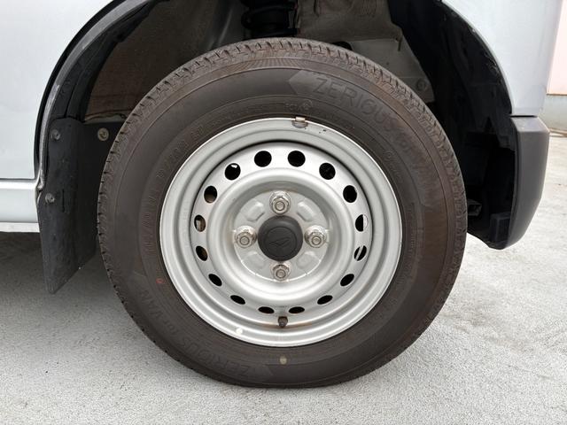 ハイゼットカーゴDX 純正ラジオ ETC コーナーセンサー ワイドバイザー純正ラジオ、コーナーセンサー、マニュアルエアコン、ワイドバイザーフロント2枚、ラバーマットフロントのみ、キーレス1本(東京都)の中古車