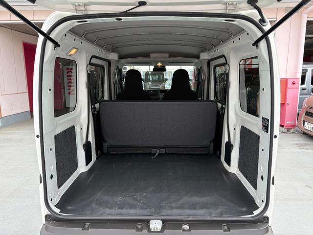 ハイゼットカーゴＤＸ　純正ラジオ　カーペットマット　コーナーセンサー付保証　新車保証・まごころ保証　１年間・走行距離無制限付き（東京都）の中古車