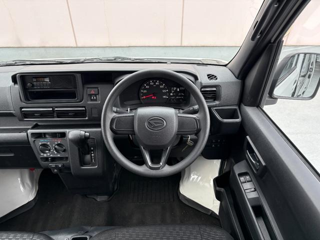 ハイゼットカーゴＤＸ　純正ラジオ　カーペットマット　コーナーセンサー付保証　新車保証・まごころ保証　１年間・走行距離無制限付き（東京都）の中古車