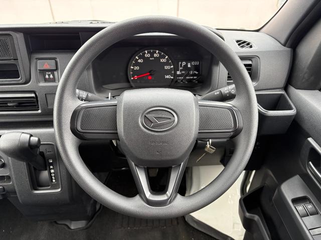 ハイゼットカーゴＤＸ　純正ラジオ　カーペットマット　コーナーセンサー付保証　新車保証・まごころ保証　１年間・走行距離無制限付き（東京都）の中古車